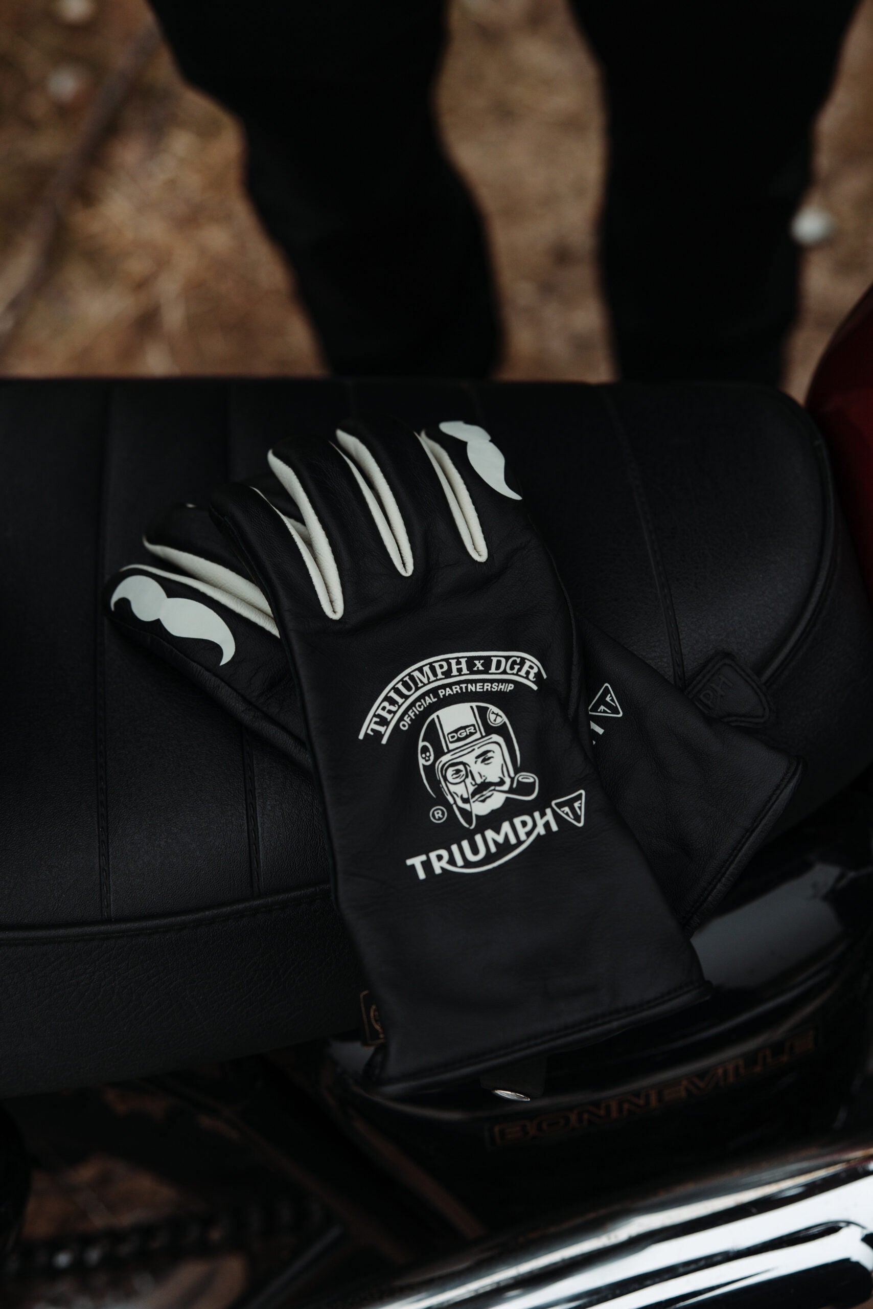 Montgomery Leather Riding Glove image 5