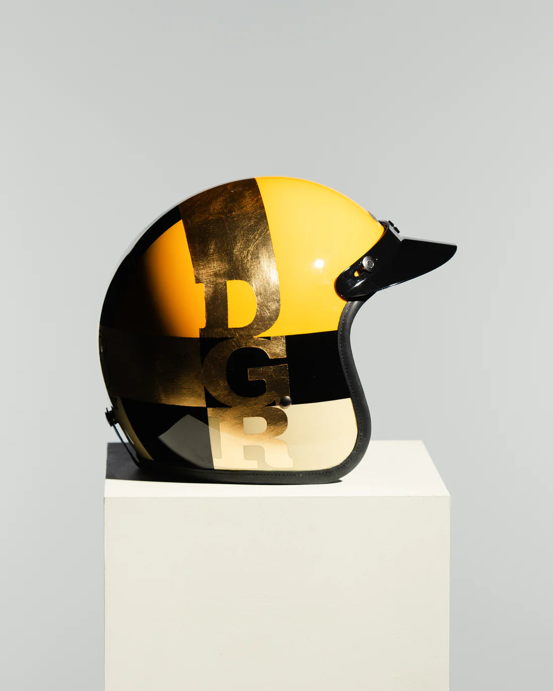 gentleman motorcycle helmet Hedonist Hedon x DGR 2026 – The Distinguished Gentleman's Ride